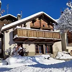Chalet Typique Proche Crans Montana *