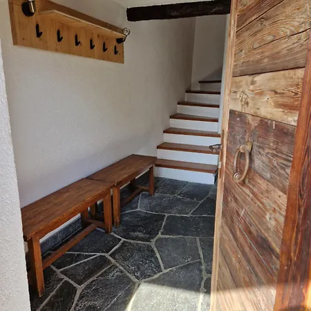 Typique Proche Crans Montana *