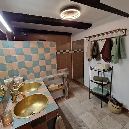 Typique Proche Crans Montana Alpehytte *