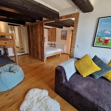 Typique Proche Crans Montana *