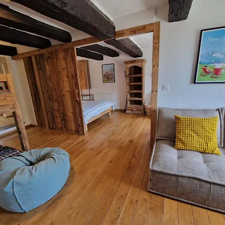 Chalet Typique Proche Crans Montana
