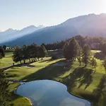 Typique Proche Crans Montana شاليه