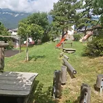 Typique Proche Crans Montana شاليه *